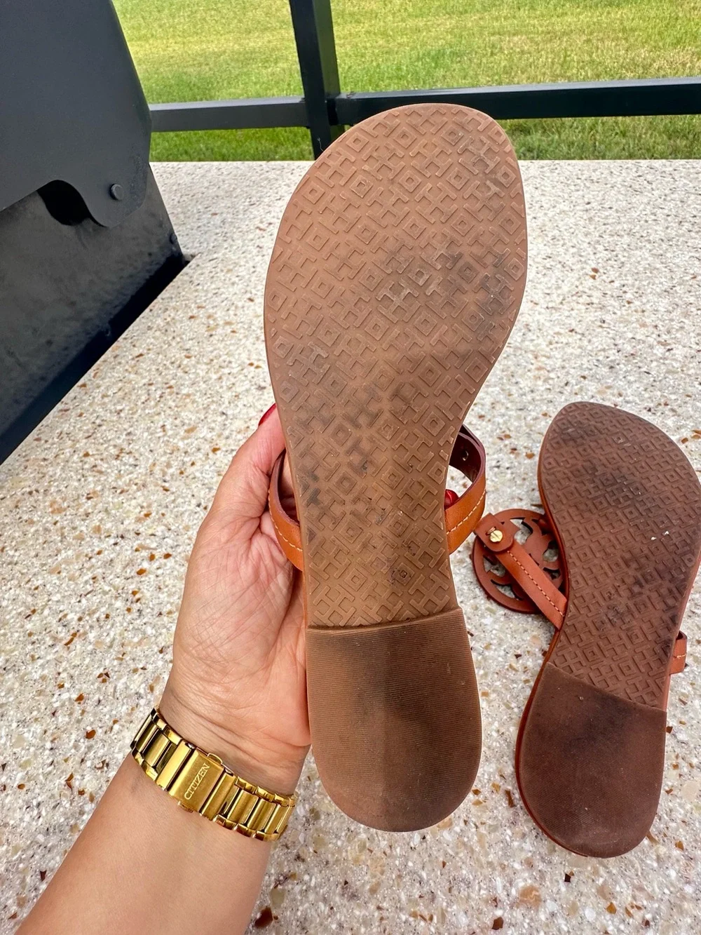 Tory Burch Miller Leather Thong Sandal in Brown Sz 8